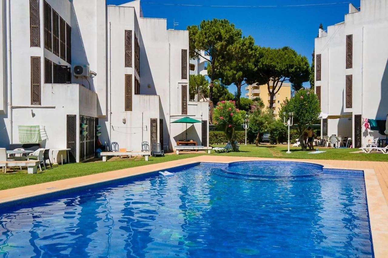 Cozy Getaway W/ Pool In Vilamoura By Lovelystay Appartement