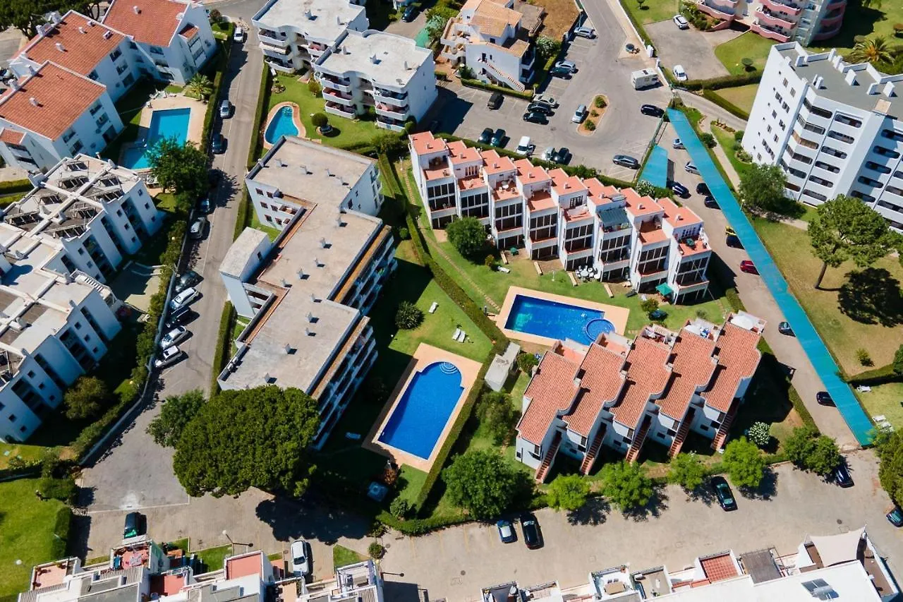 Cozy Getaway W/ Pool In Vilamoura By Lovelystay Appartement